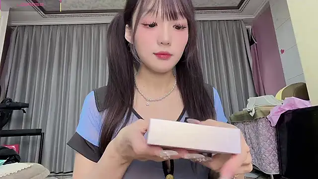 Yaya--728 online show from 12.22.25