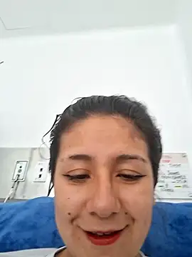 Snapshot of CAROLINE__07 chatting on 10.09.25 CAROLINE 07 online show from 10.09.25