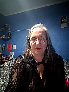 Snapshot of Feelineducentre chatting on 11.03.25 Feelineducentre online show from 11.03.25