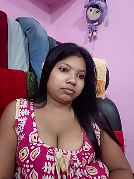 Snapshot of Redchery chatting on 05.24.26 Redchery online show from 05.24.26