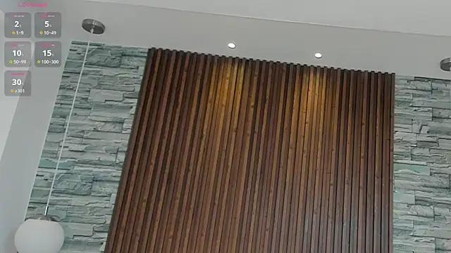 Snapshot of Miagomezx chatting on 10.03.25 Miagomezx online show from 10.03.25