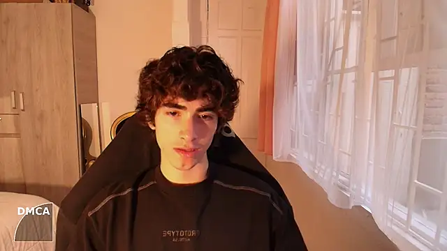 Nude Boy18 online show from 09.27.25