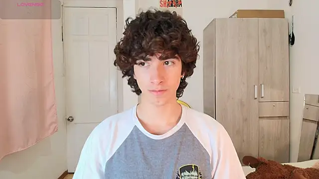 Nude Boy18 online show from 11.20.25