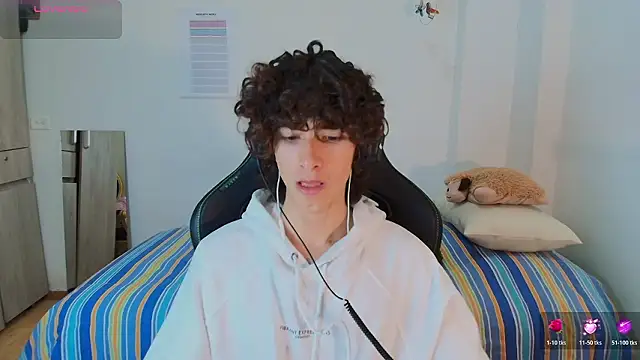 Nude Boy18 online show from 02.24.26