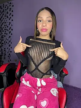 yumi hanna online show from 02.19.26