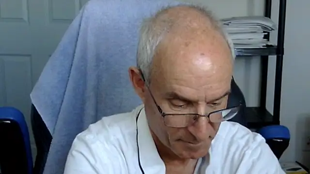 funone1999 online show from 10.31.25