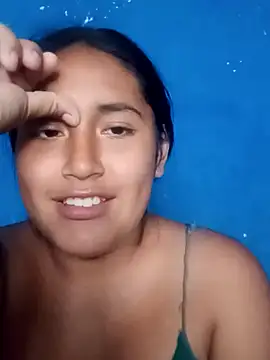 Snapshot of Vianquitaxxo chatting on 09.23.25 Vianquitaxxo online show from 09.23.25