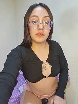 Snapshot of StefaniaFoxx_ chatting on 05.14.26 StefaniaFoxx online show from 05.14.26
