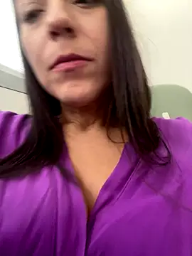 lucioliveira online show from 10.09.25