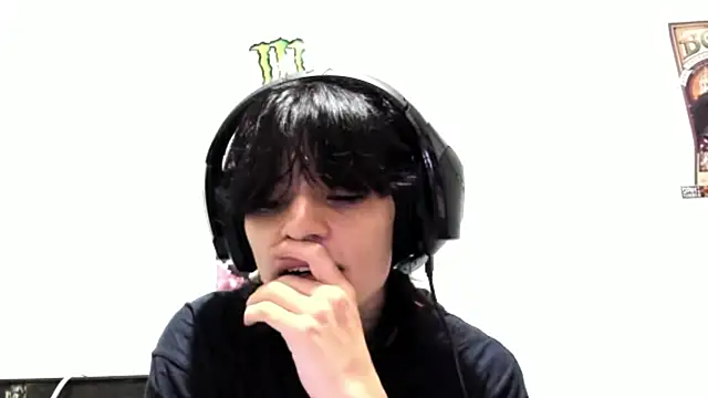 Snapshot of sylaspicante chatting on 10.30.25 sylaspicante online show from 10.30.25