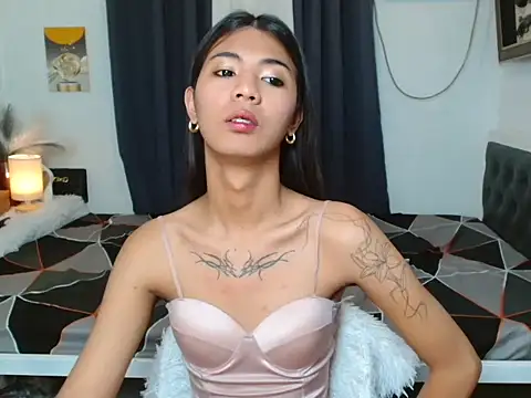 Snapshot of carawang chatting on 10.08.25 carawang online show from 10.08.25