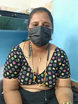 Snapshot of Tamil_Sweety chatting on 06.26.26 Tamil Sweety online show from 06.26.26
