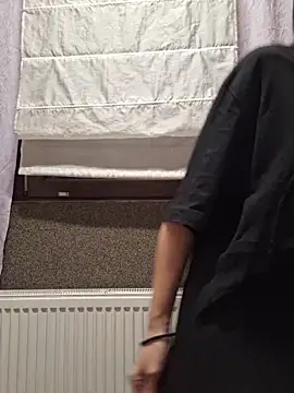 AllexyAle online show from 04.17.26