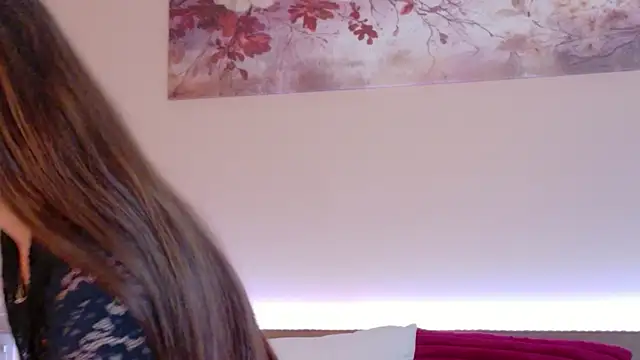Snapshot of Sienna_Voss chatting on 05.08.26 Sienna Voss online show from 05.08.26