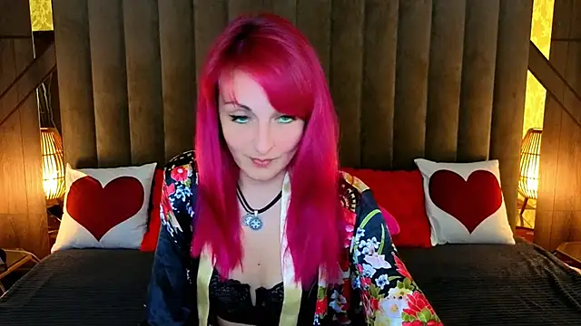 BrandyBloom online show from 03.10.26