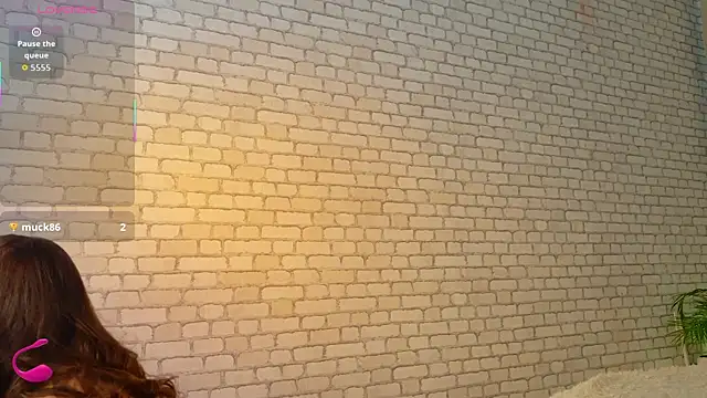 PhantomLace online show from 04.15.26