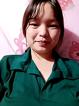 Snapshot of XoiXoi232 chatting on 10.19.25 XoiXoi232 online show from 10.19.25