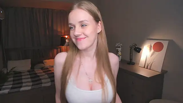 OdellaFrake online show from 09.24.25