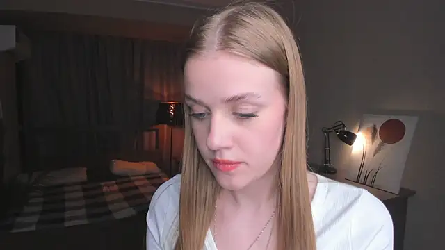 OdellaFrake online show from 10.03.25