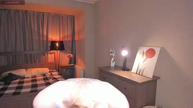 OdellaFrake online show from 10.31.25