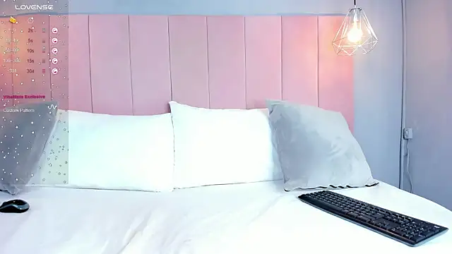 Cloe Black online show from 10.01.25