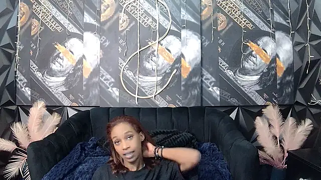 Snapshot of Lilmisbaddyxxx chatting on 11.18.25 Lilmisbaddyxxx online show from 11.18.25