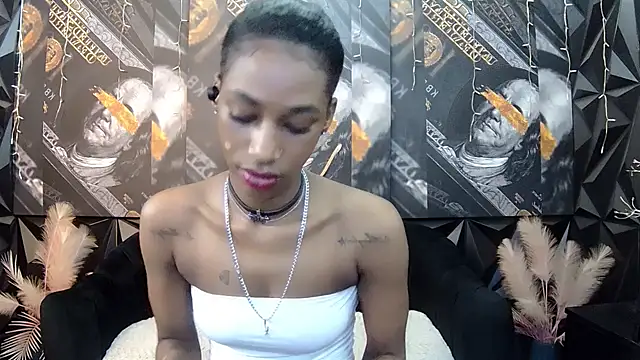 Snapshot of Lilmisbaddyxxx chatting on 12.17.25 Lilmisbaddyxxx online show from 12.17.25