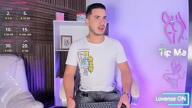 Axel grey  online show from 11.21.25