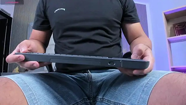 Axel grey  online show from 02.27.26