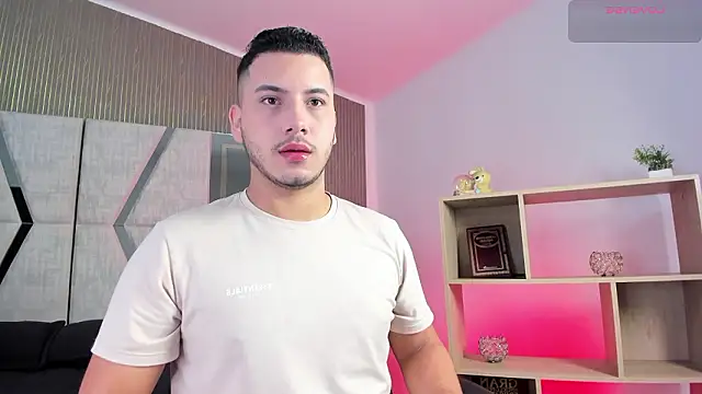 Snapshot of Axel_grey_ chatting on 03.13.26 Axel grey online show from 03.13.26