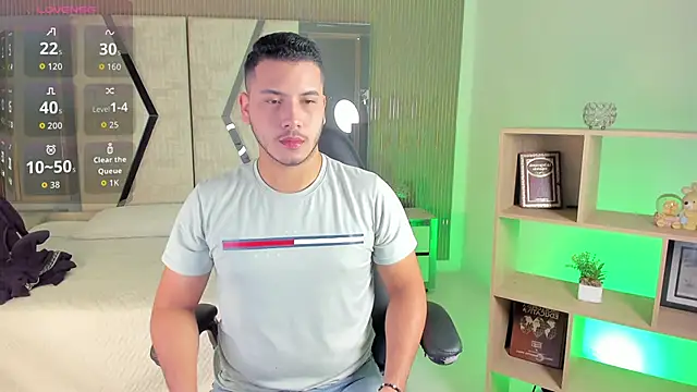 Snapshot of Axel_grey_ chatting on 03.19.26 Axel grey online show from 03.19.26