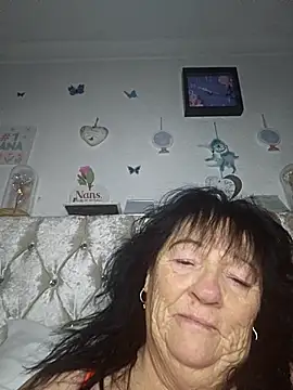 Angeldelightt online show from 11.20.25