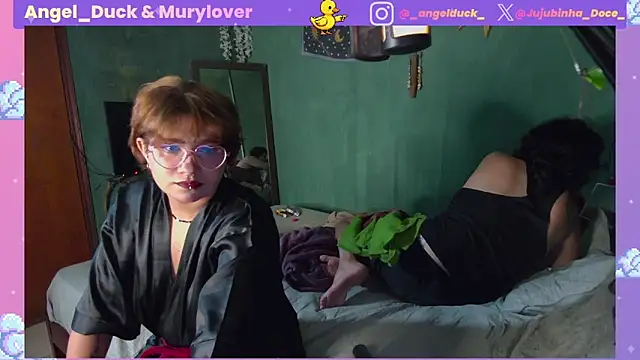 Snapshot of Angel_Duck chatting on 04.21.26 Angel Duck online show from 04.21.26