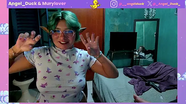 Snapshot of Angel_Duck chatting on 05.25.26 Angel Duck online show from 05.25.26