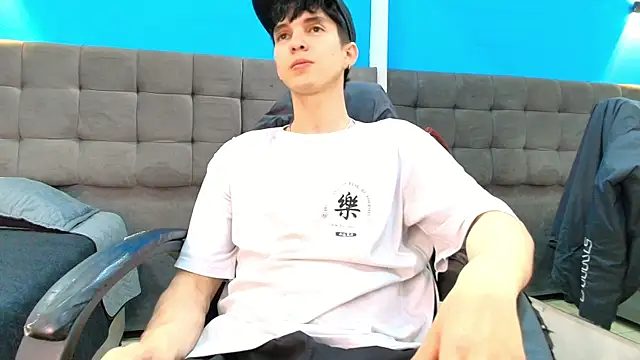 Snapshot of Jheampiiero chatting on 05.19.26 Jheampiiero online show from 05.19.26