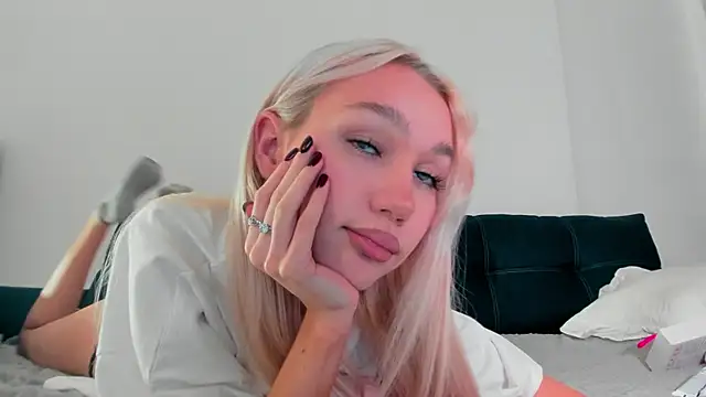 cuteleraay online show from 09.22.25