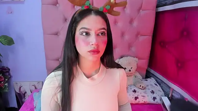 Megan Luxe online show from 10.24.25