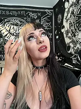 Snapshot of Paige_Turner chatting on 08.05.26 Paige Turner online show from 08.05.26