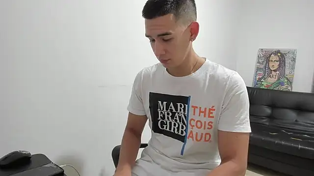 Mike3Xxx online show from 09.10.25