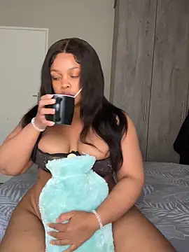 Snapshot of XXXquisiteVixen chatting on 04.23.26 XXXquisiteVixen online show from 04.23.26