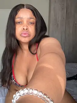 Snapshot of XXXquisiteVixen chatting on 04.26.26 XXXquisiteVixen online show from 04.26.26