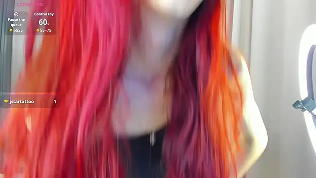 Snapshot of Daria_J chatting on 10.12.25 Daria J online show from 10.12.25
