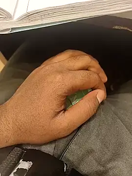 hotboy43339 online show from 03.12.26