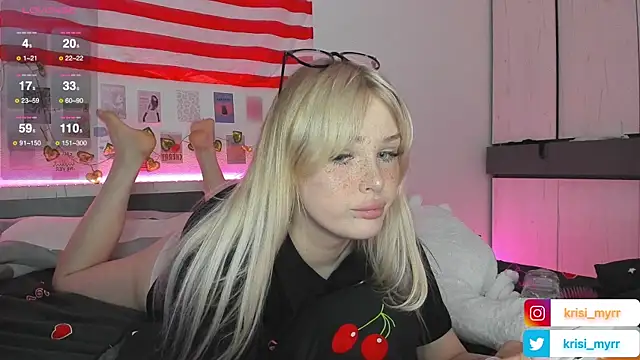 Snapshot of myrzilka chatting on 09.19.25 myrzilka online show from 09.19.25