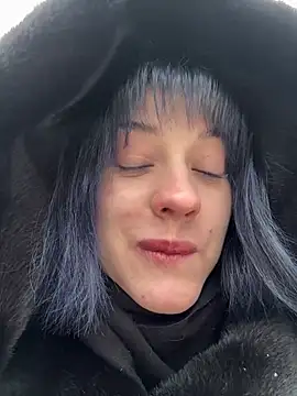 Only April online show from 01.13.26