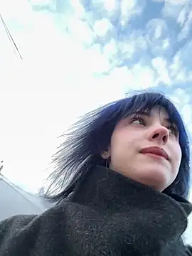 Only April online show from 03.30.26