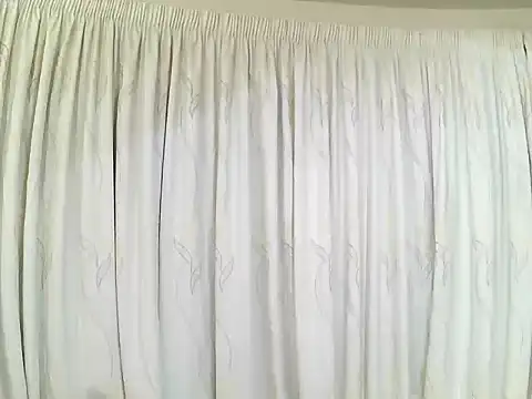 BigAssjuicy26 online show from 10.04.25