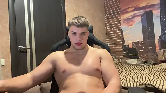 MusclePhantom online show from 12.16.25