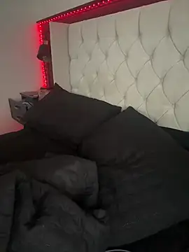 BELLABLACKXUK online show from 06.10.26