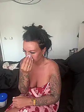 BELLABLACKXUK online show from 06.28.26